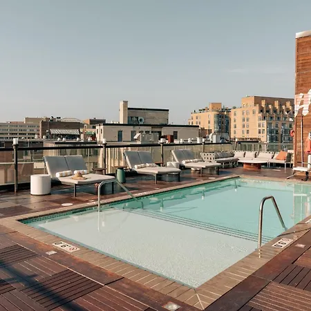 Viceroy Washington Dc-3