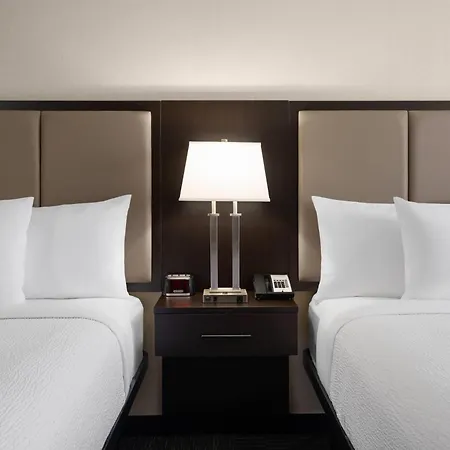 Ramada By Wyndham Saskatoon-2