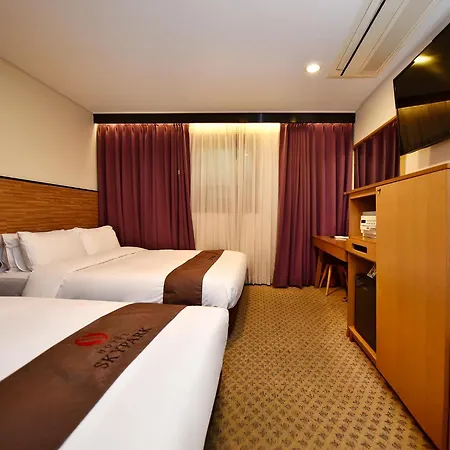 Hotel Skypark Myeongdong 1-3