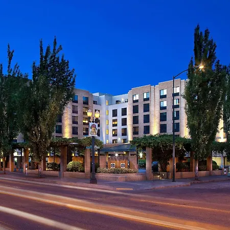 Courtyard Portland Downtown / Convention Center-3