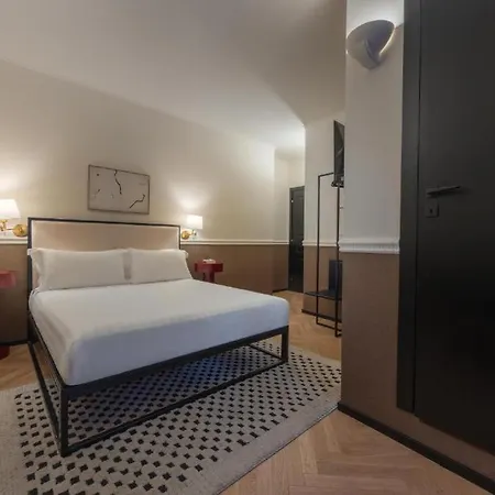 Piazza Di Spagna Prestige-3