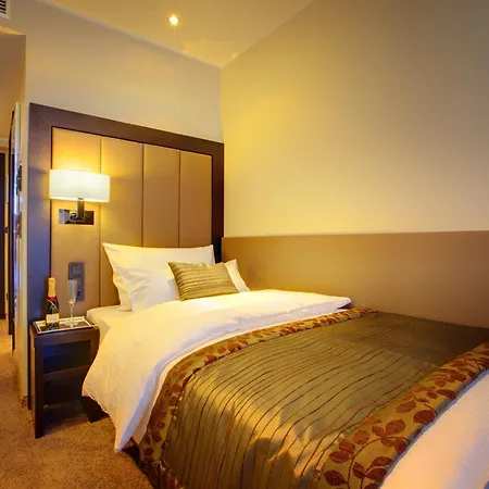 Favor Hotel Koenigsallee-3