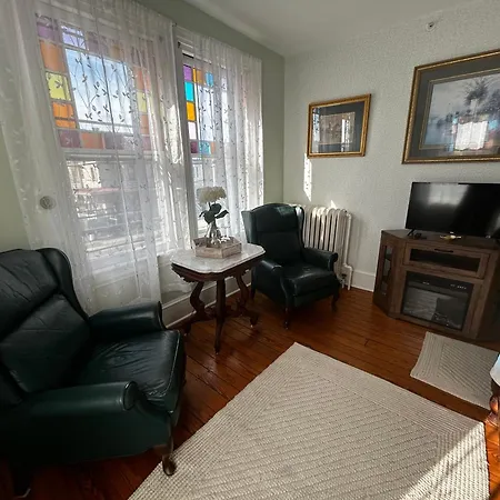 Beauclaires Bed & Breakfast-2