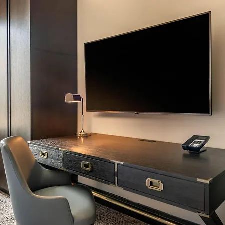 Cambria Hotel Houston Downtown Convention Center-3