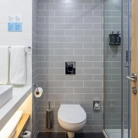 Holiday Inn Express Porto City Centre By Ihg-3