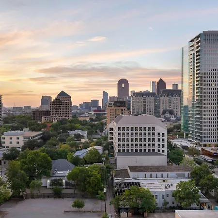 Marriott Dallas Uptown-3