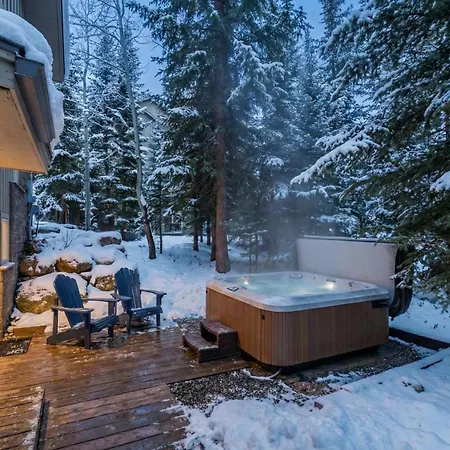 Luxurious Peak 8 Lodge 4Bdr Near Slopes With Private Hot Tub-2