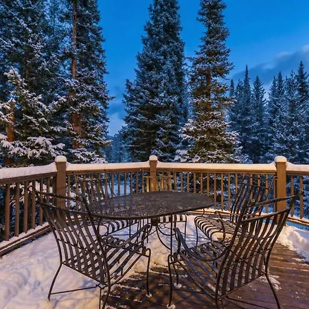 Luxurious Peak 8 Lodge 4Bdr Near Slopes With Private Hot Tub-3