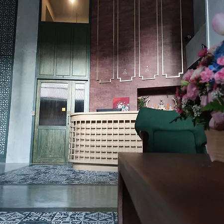 N5 Ratchawong Hostel-3