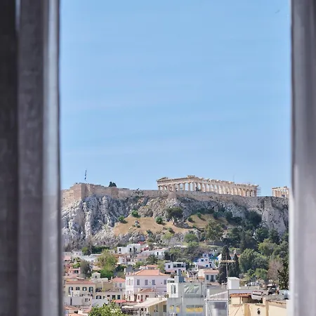 Nur Edge Aparthotel - Acropolis Skyline-3