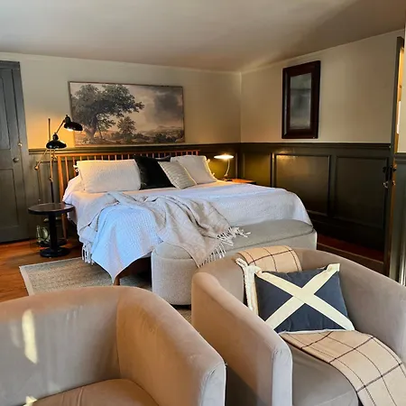 Hideaway Inn Maine-2