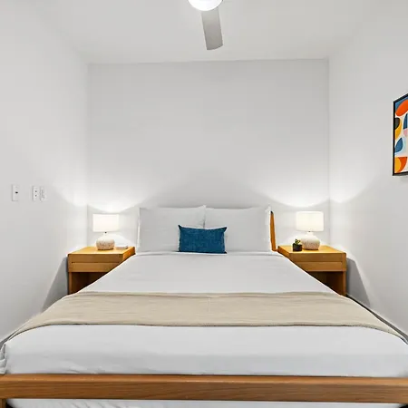 Placemakr Austin Downtown, Apartments By Hilton-2