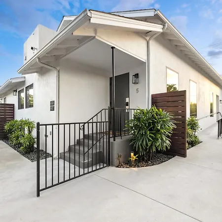 Casa Castillo - Boutique Suites In Downtown Santa Barbara-3