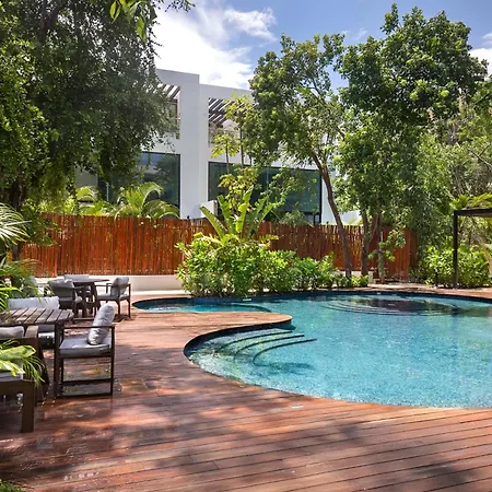 Exclusive 4Br Villa In Karanda With Pools And Paddle-2