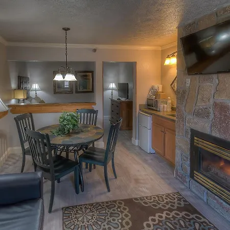 Accommodations By Willow Brook Lodge-2
