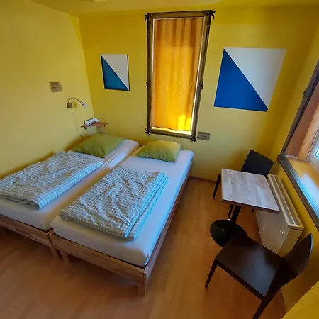 Oldtown Hostel Otter-2