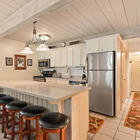 Lift One Condominiums - 1, 2, 3 Bedroom Units Adjacent To Downtown Aspen-2