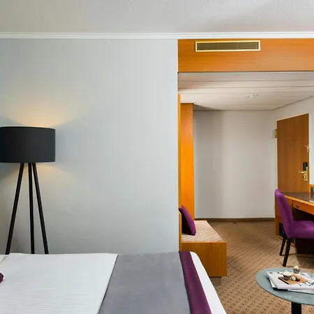 Leonardo Hotel Duesseldorf City Center-3