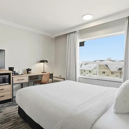 Sandman Hotel Saskatoon-2