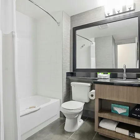Sandman Hotel Saskatoon-3