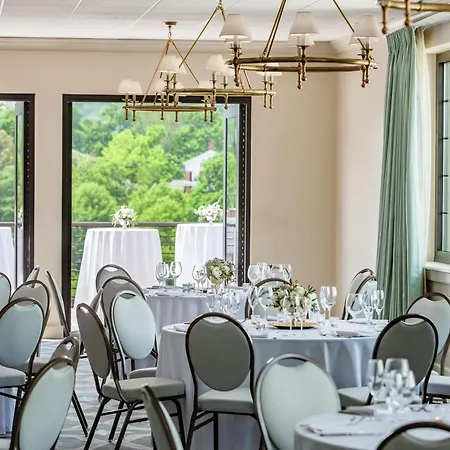 Graduate By Hilton Charlottesville-2