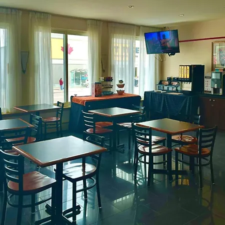 Econo Lodge City Centre-3