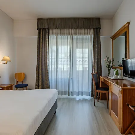 Hotel Diplomatic-3