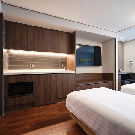Western Coop Hotel & Residence Dongdaemun-3
