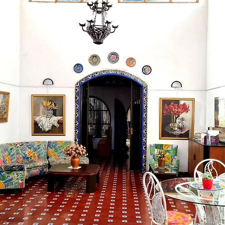 Hotel 1492-3