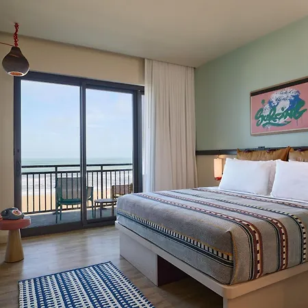 Moxy Virginia Beach Oceanfront-2