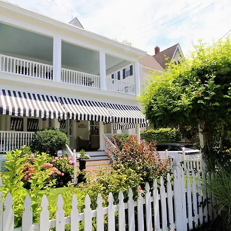 207 Howard Street - The "Schapteau"-2