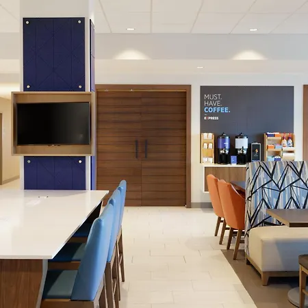 Holiday Inn Express Knoxville Downtown By Ihg-3