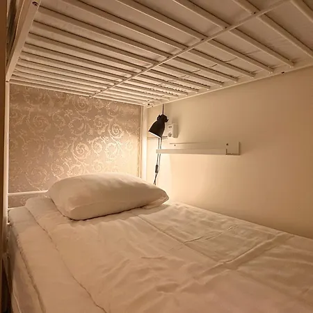 Crafoord Place Hostel-2