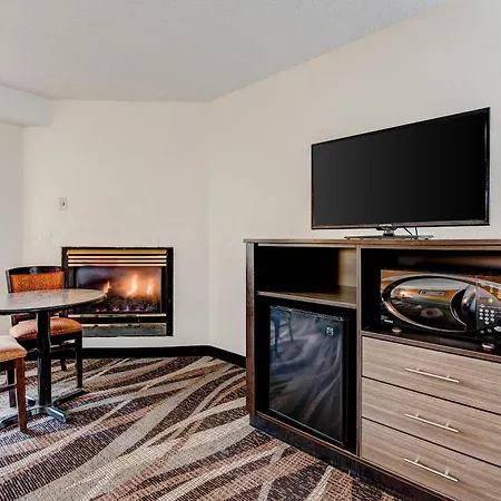 Quality Inn Creekside - Downtown Gatlinburg-3