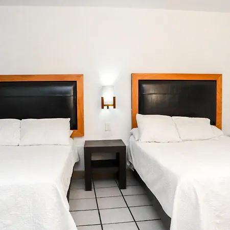 Hotel Boutique Plaza Doradas-3