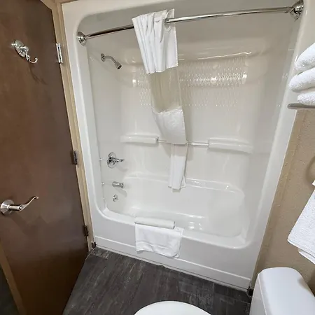 Grand Oaks Hotel-3