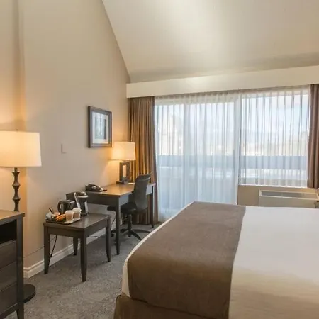 The Embassy Inn-3