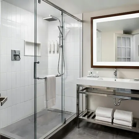 Toronto Marriott City Centre Hotel-3