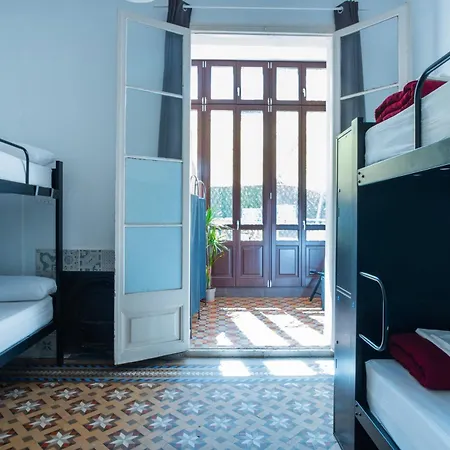 360 Hostel Borne-2