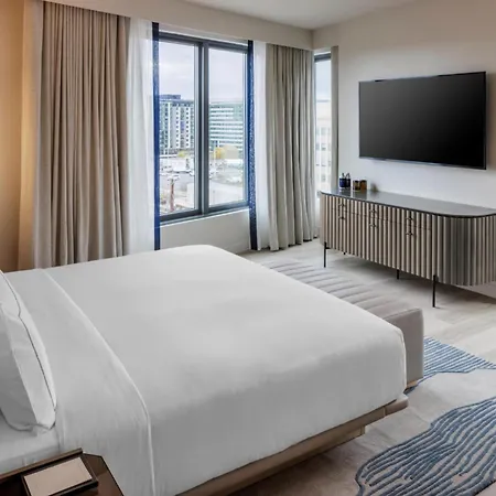 The Morrow Washington Dc, Curio Collection By Hilton-3