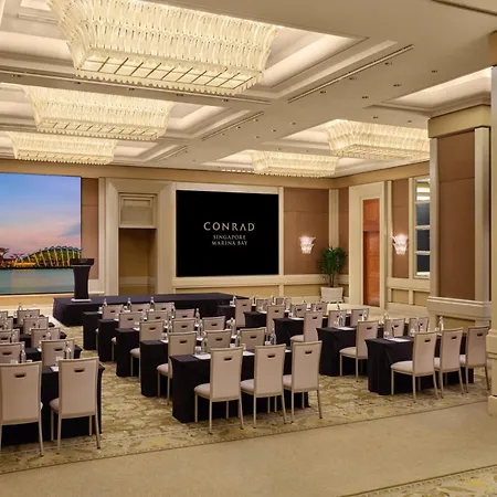 Conrad Singapore Marina Bay-2