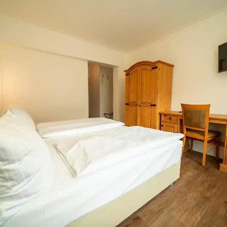 Hotel Mondial Munich-3