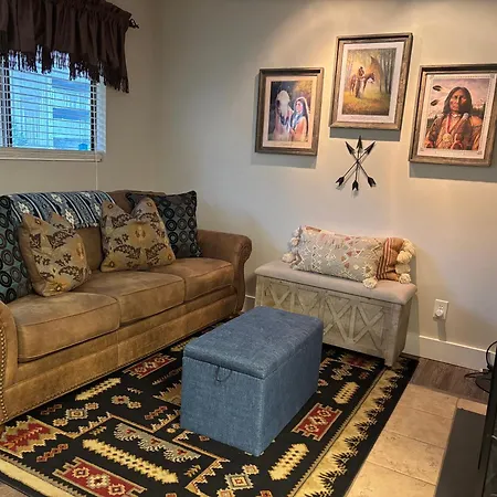 Oak Square Rentals-3