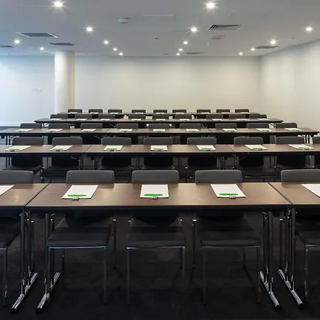 Ibis Styles Brisbane Elizabeth Street-2