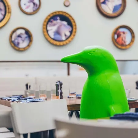 21C Museum Hotel Bentonville - Mgallery-2