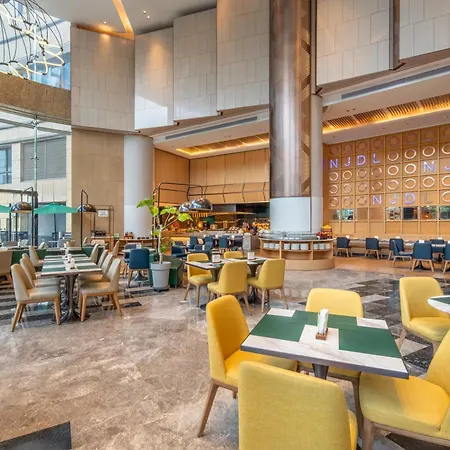 Holiday Inn Shanghai Nanjing Road By Ihg-2