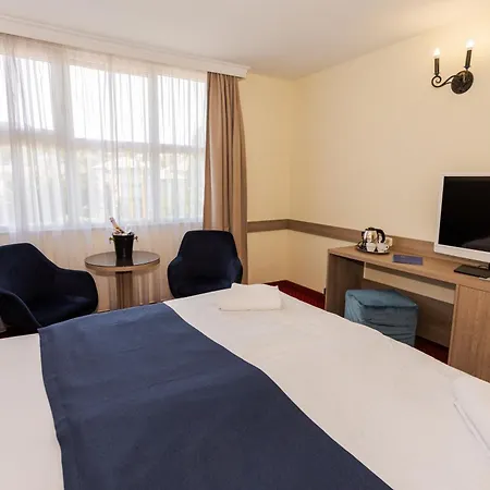 Hotel Mediterran Budapest-2