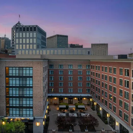 Residence Inn By Marriott Richmond Downtown-3