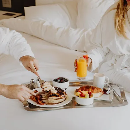 Hotel Californian-2