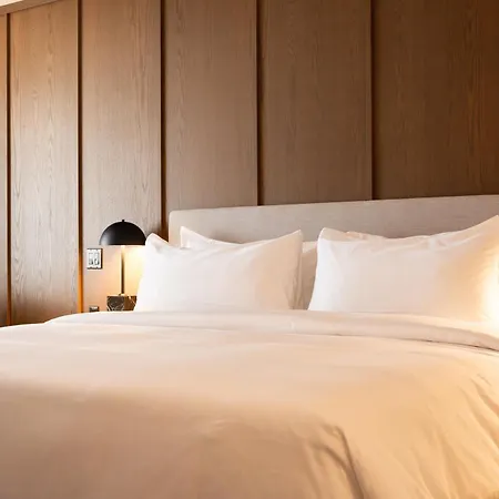Metcalfe Hotel Montreal By Gray Collection-3